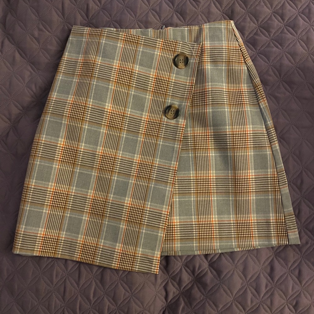 Cute plaid H&M SKIRT